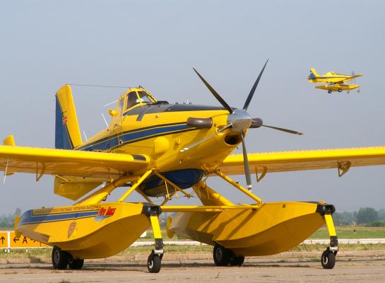 A picture of an AT-802 Fire Boss aircraft.