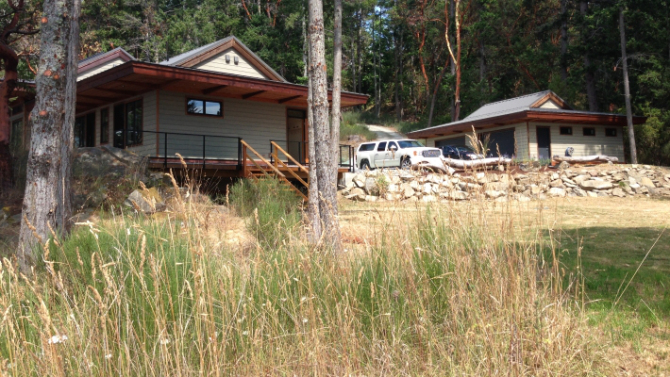 Pender Island home auctioned off for charity, raises $725,000 - image