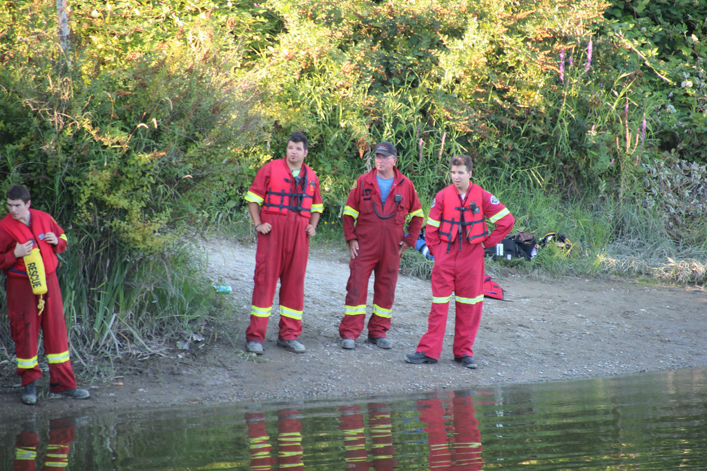 Crews search for the body of a drowned man in Alouette River on August 4, 2014. 