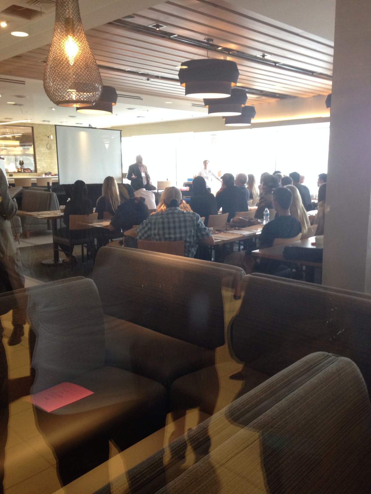 SNEAK PEEK: Inside Canada’s first Nordstrom store | Globalnews.ca