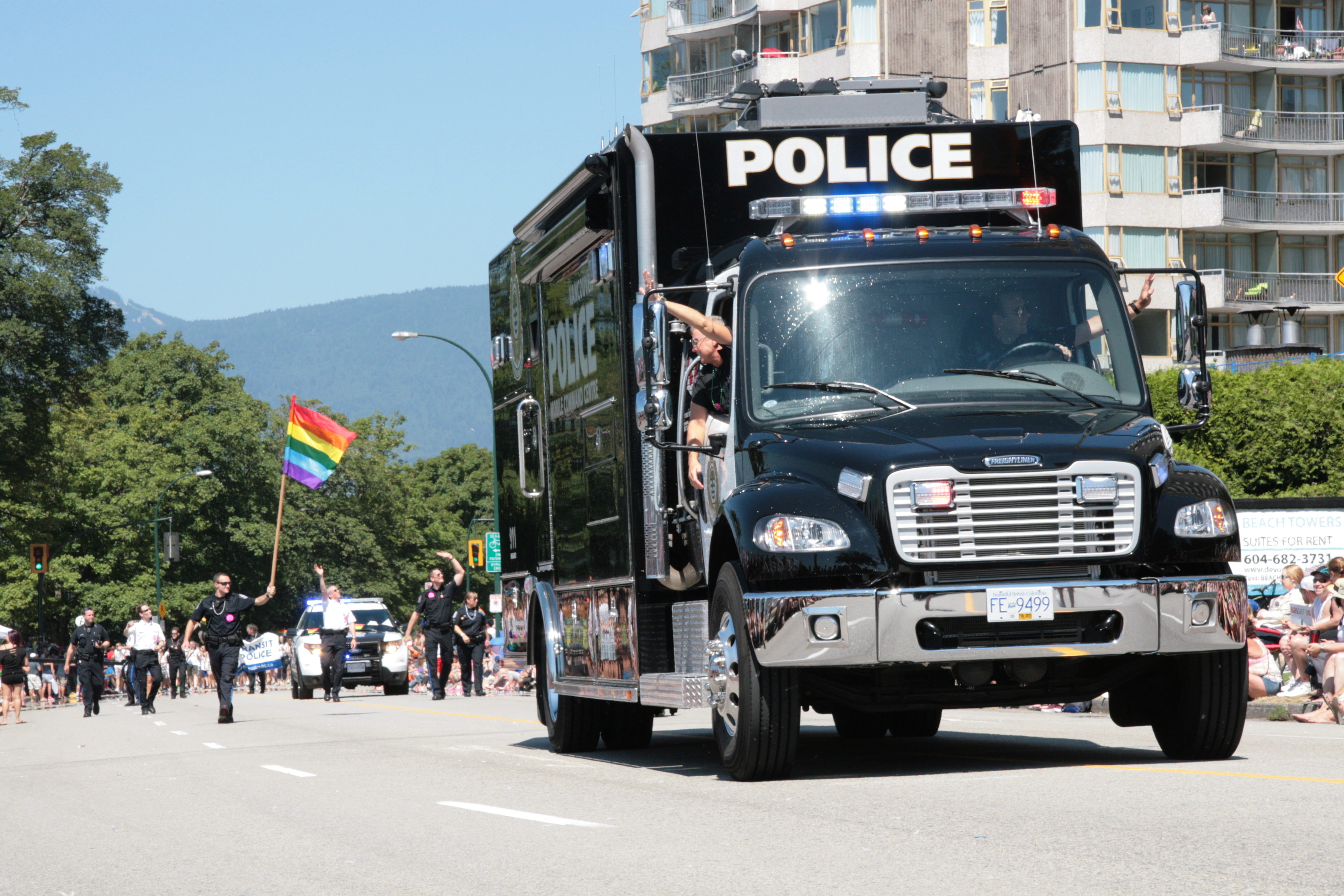 More Than Half-a-million People Take In Vancouver Pride Parade ...