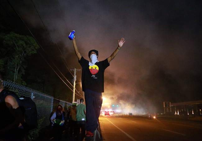 Governor won’t seek removal of county prosecutor - image