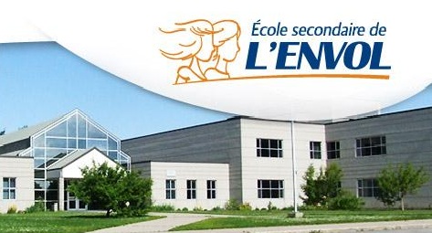 Three teachers hurt in portable-stove explosion at Lévis high school - image