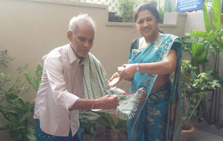 Indian journalist Manju Latha Kalanidhi created the rice bucket challenge.
