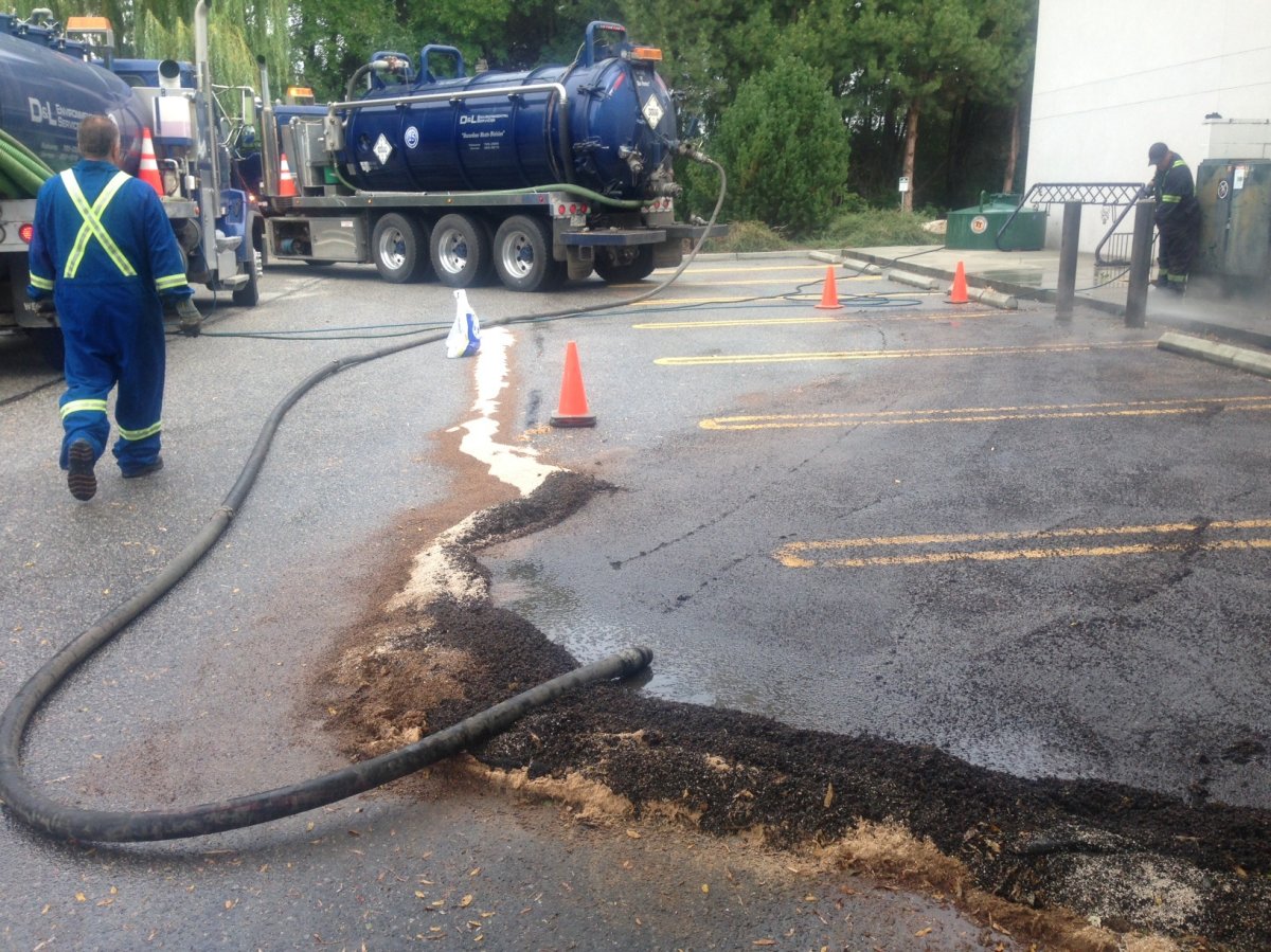Diesel spill leaks 1,000 litres into RDCO parking lot - image