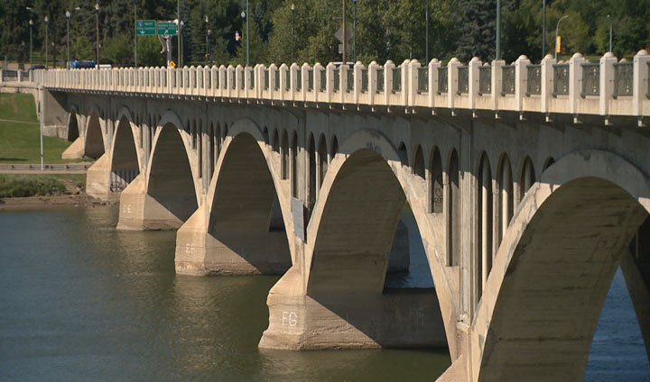 SaskEnergy to begin removal of an old natural gas pipeline from underneath Saskatoon’s University Bridge.