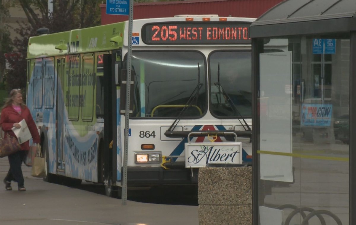 Metro Edmonton municipal leaders agree to a new framework they hope will strengthen regional transit collaboration.
