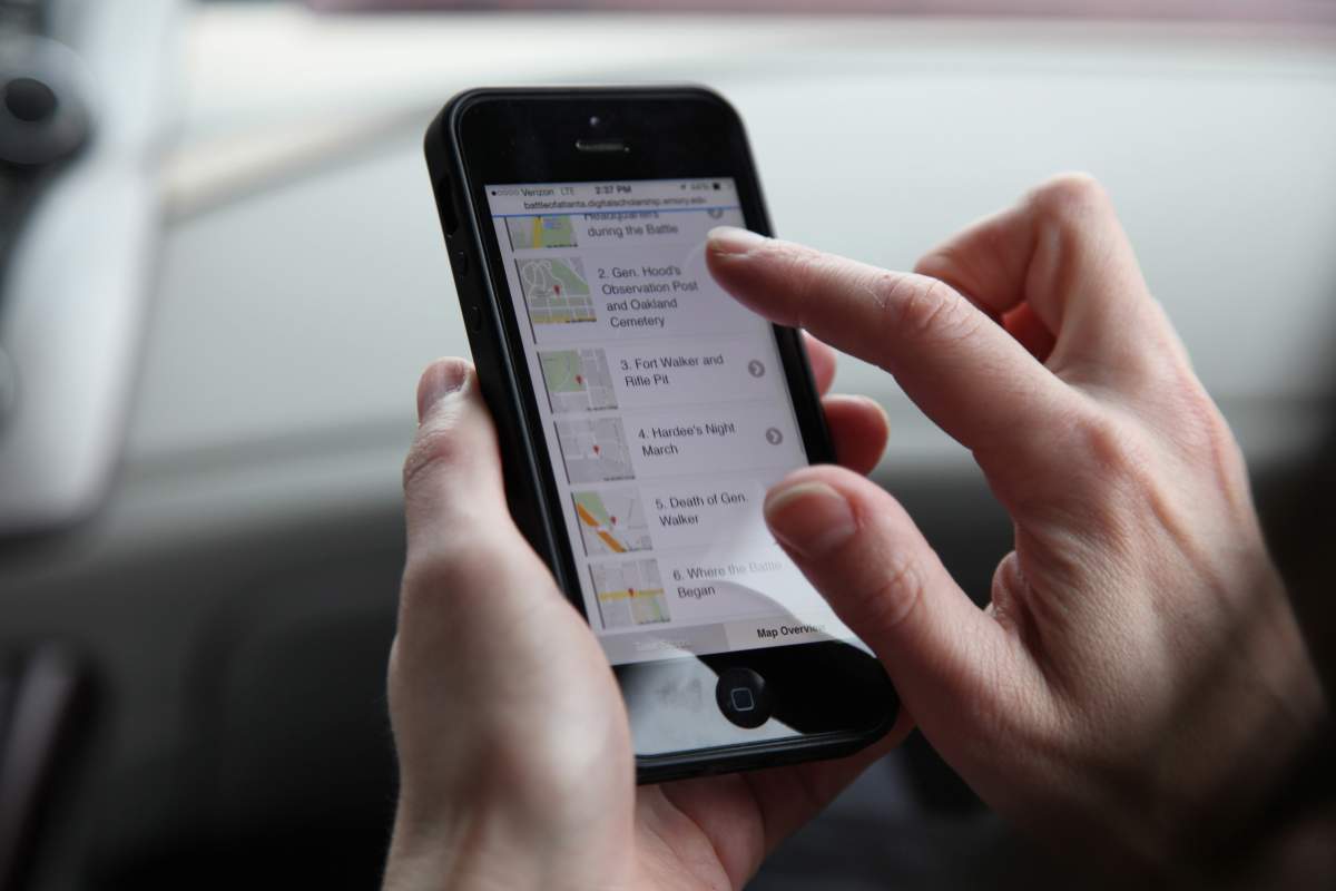 A Saskatchewan woman wants to know how she went over the U.S. data roaming limit on her cellphone without leaving her yard.