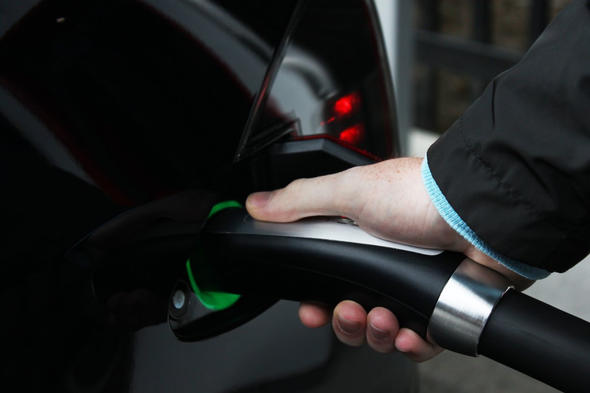 Life in the HOV Lane Living with a Tesla Model S Toronto Globalnews.ca