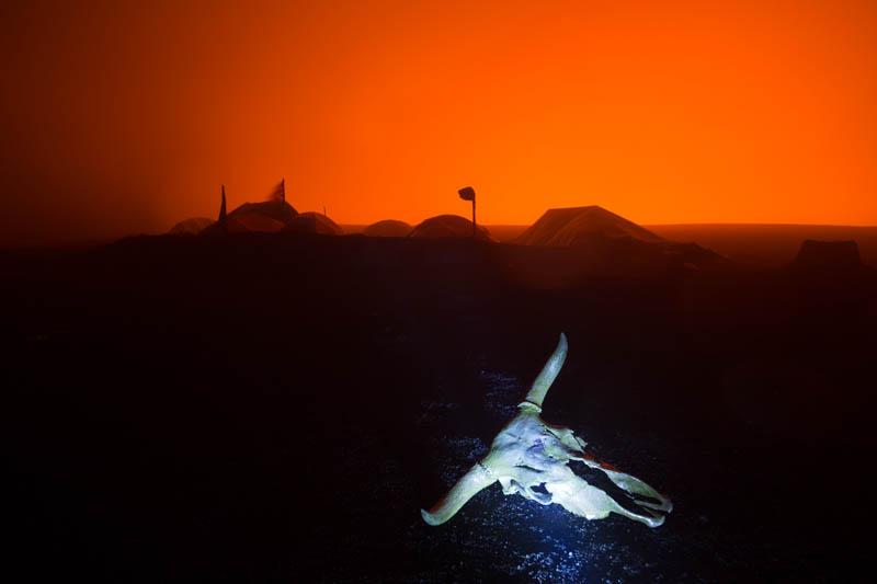 George Kourounis descends into lava lake