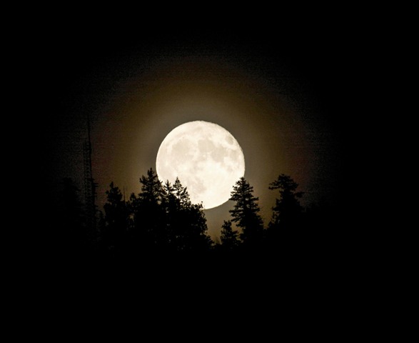 What you need to know about the rare Halloween full moon - image