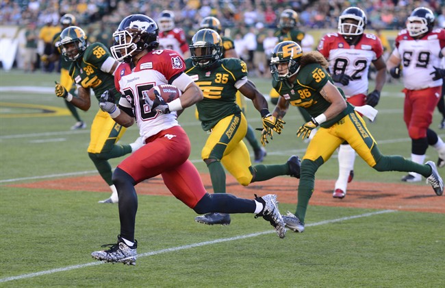 Calgary Stampeders wide receiver Anthony Parker (86) runs the ball during second half CFL football action against the Edmonton Eskimos in Edmonton on Saturday, Sept. 6, 2014. 