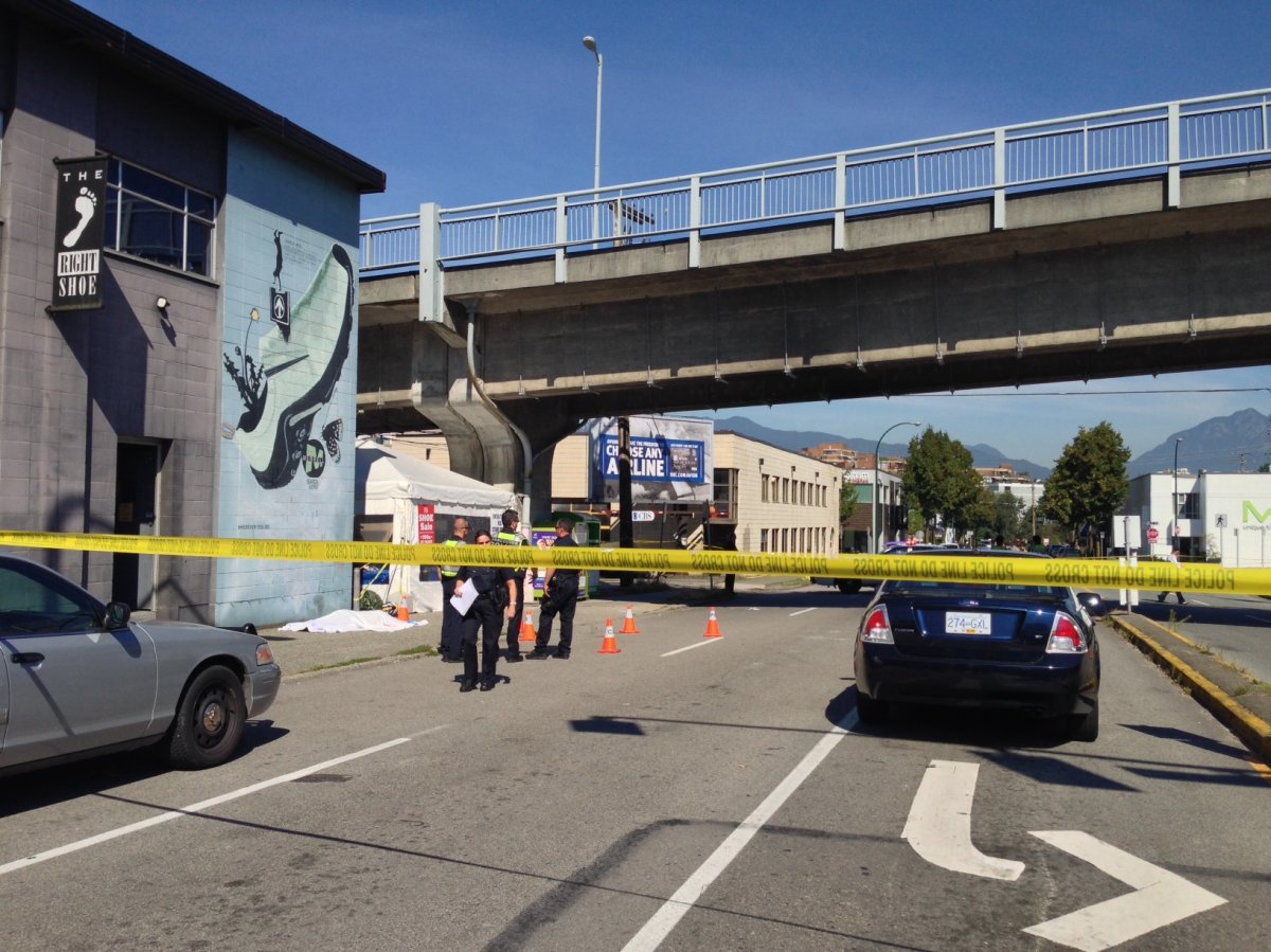Motorcyclist killed in singlevehicle crash on Granville Street bridge