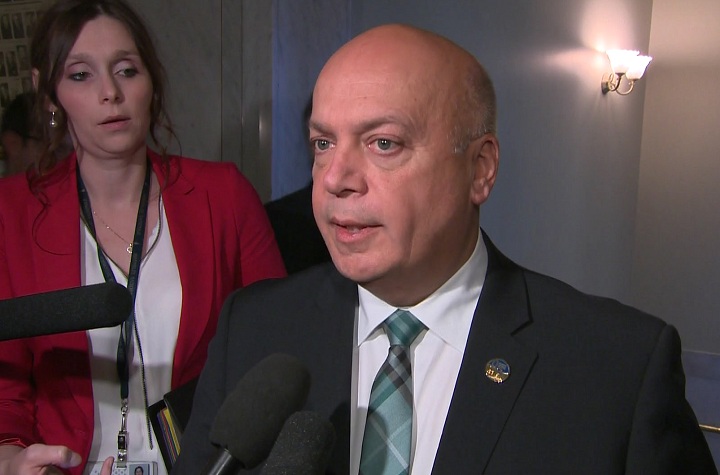 Poeti speaks out about texting drivers.