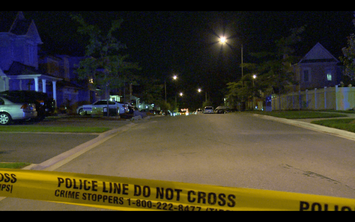 Man killed in Vaughan shooting; three suspects sought - image
