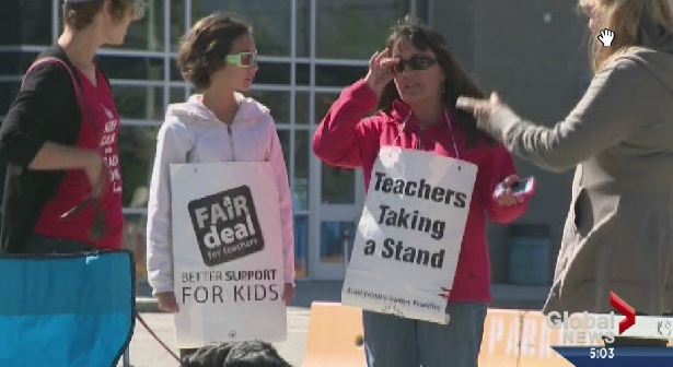 Okanagan parents to receive cheques following teacher strike - image