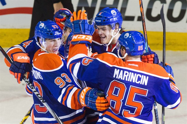 Oilers edge Lightning 3-2 for first win of the season - image