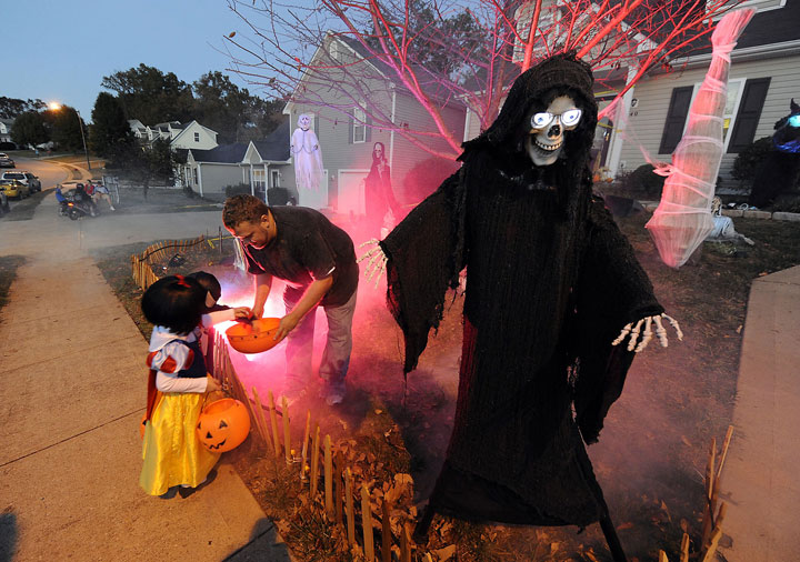 Halloween Weather Forecasts For Trick-or-treaters Across Canada ...