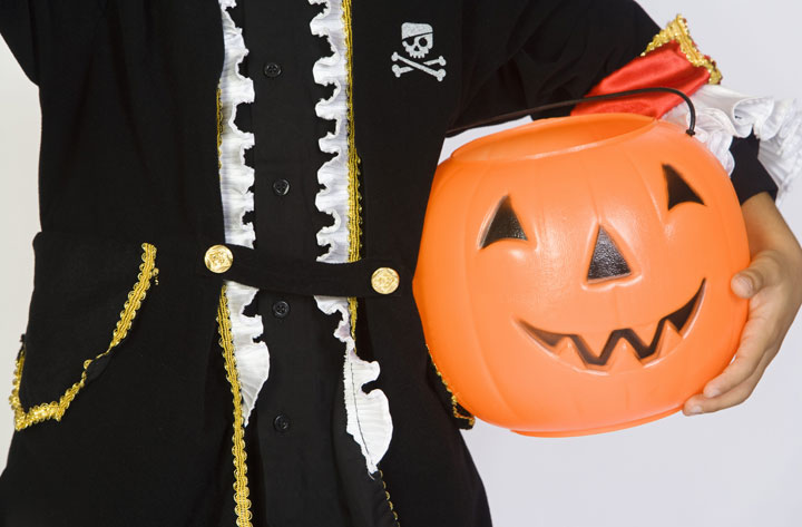 5 alternative Halloween treats for kids