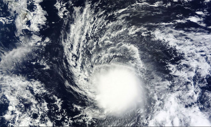 Tropical storm Ana heading towards Hawaii
