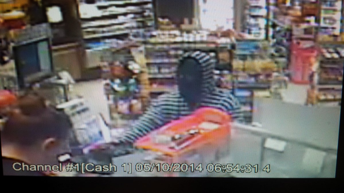 RCMP looking for suspect who robbed Windsor N.S. gas station - image