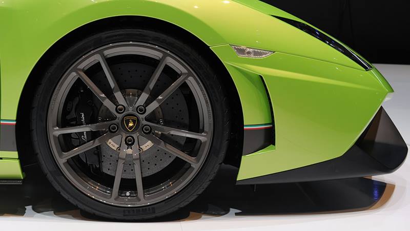 Rims specifically designed for the 2013 Lamborghini Gallardo Superleggera vehicle with Pirelli P Zero Corsa tires.