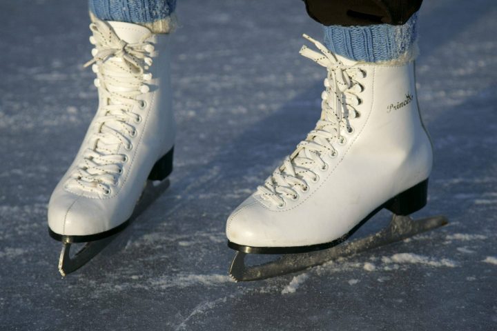 Skating rink officially opens in downtown Regina’s City Square