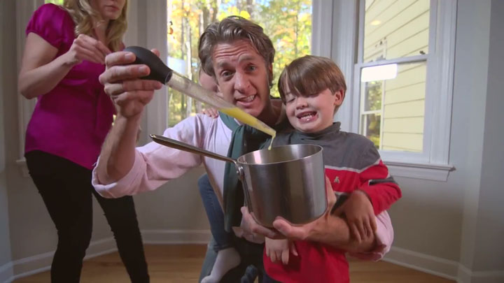 WATCH: Family is ‘All About That Baste’ in Thanksgiving parody - image