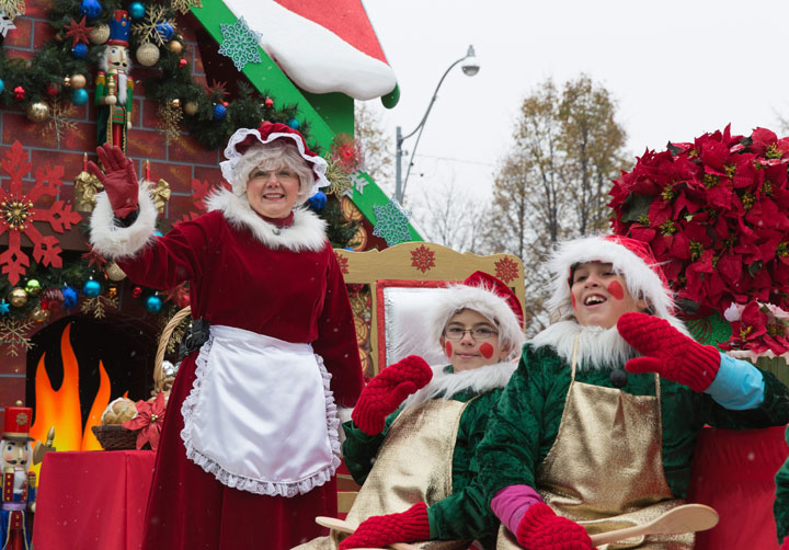Mrs. Claus joined Old Saint Nicholas, who made his way down Toronto's main streets during the 110th annual Santa Claus Parade on November 16, 2014.