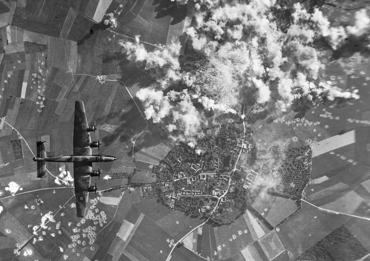 429 Bomber Squadron - image