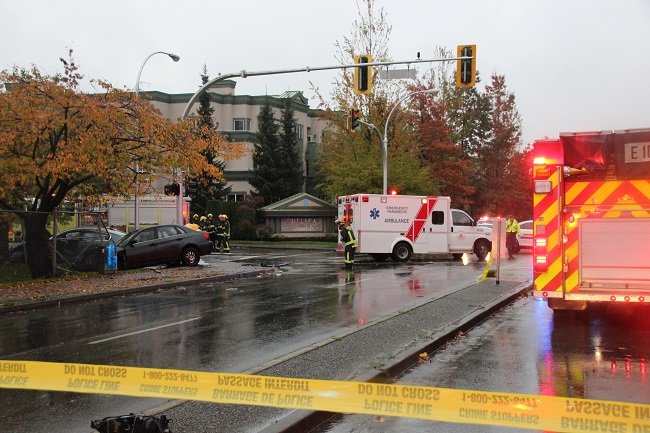 Four people taken to hospital after crash in Surrey - BC | Globalnews.ca