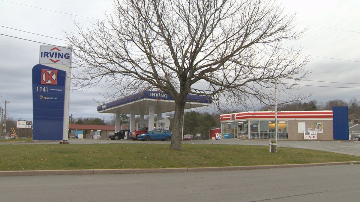 RCMP investigating gas station robbery in Waverley, N.S. - image