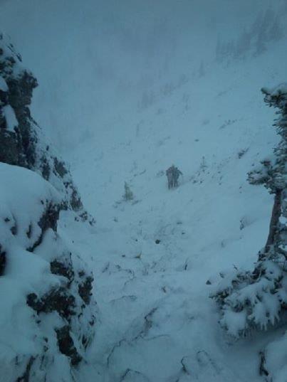 Four people caught in snowstorm in Kananaskis Country - image