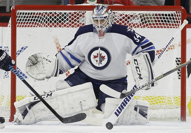 Wheeler leads Jets past Hurricanes 3-1 - image