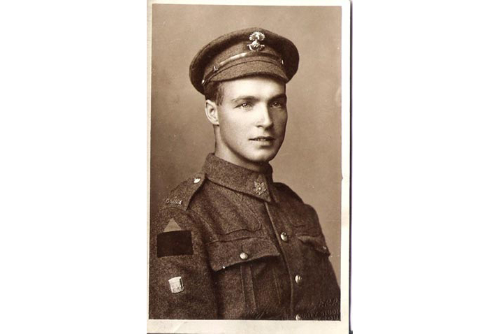 A First World War soldier whose remains were found in Hallu, France, has been identified as Private Sidney Halliday, a Canadian soldier from Manitoba.