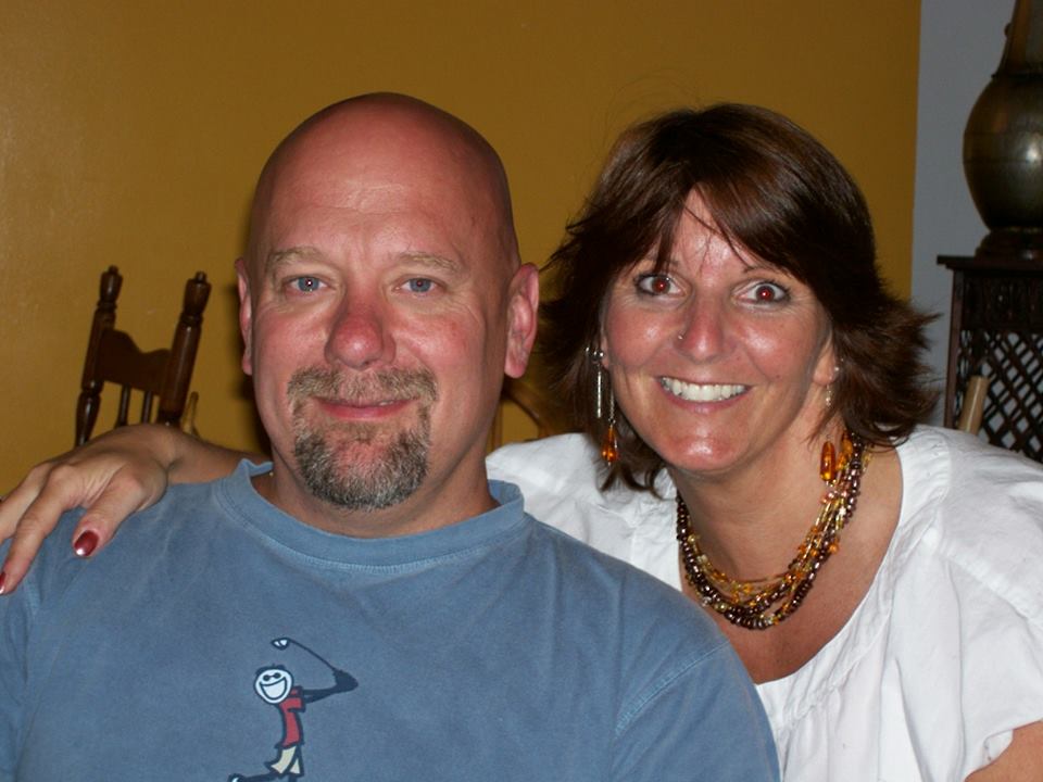 Mark Lavoie left a suicide note on his Facebook before allegedly murdering his wife, Kathy, before killing himself in a murder-suicide at Wentworth-Douglass Hospital in Dover, N.H.