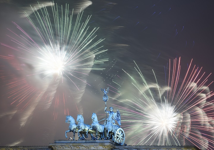 In pictures: New Year’s Eve celebrated around the world - image