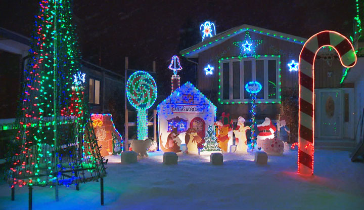 A man trying to map out every Christmas light display in Saskatchewan is having difficulty in Saskatoon.