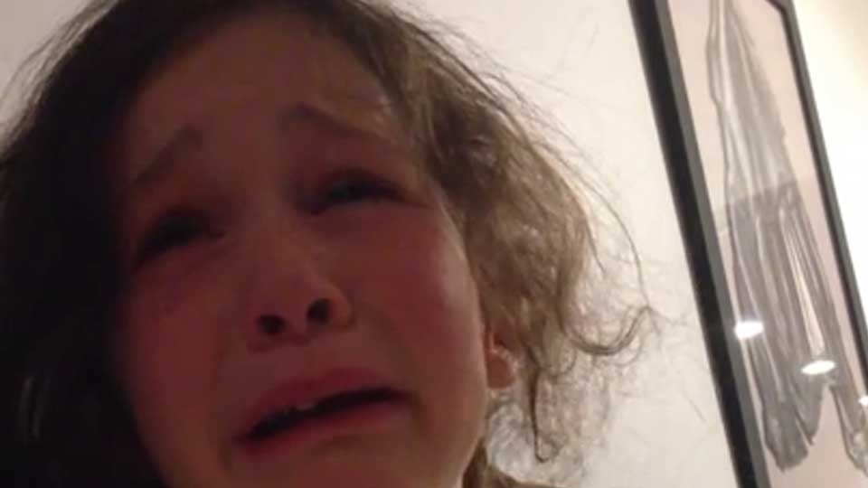 Brett Lawrie traded: 6-year-old girl cries, Lawrie visits her - Sports  Illustrated