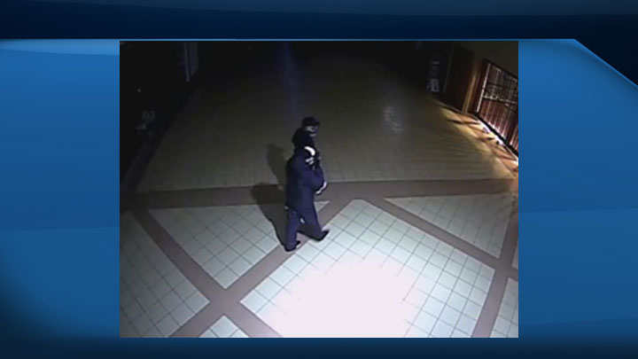 RCMP release surveillance photo of two suspects after a jewelry store robbery in Swift Current, Sask.