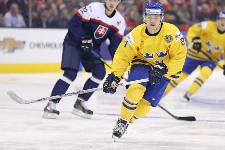William Nylander #21 of Team Sweden skates against Team Slovakia during the Bronze medal game in the 2015 IIHF World Junior Hockey Championship at the Air Canada Centre on January 5, 2015 in Toronto, Ontario, Canada. 