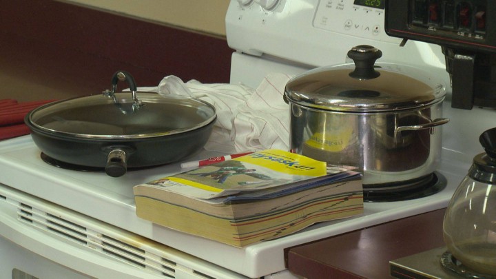 Cluttered and chaotic environments can cause stress, which can lead us to grab more of the indulgent snacks -- twice as many cookies according to a new study.