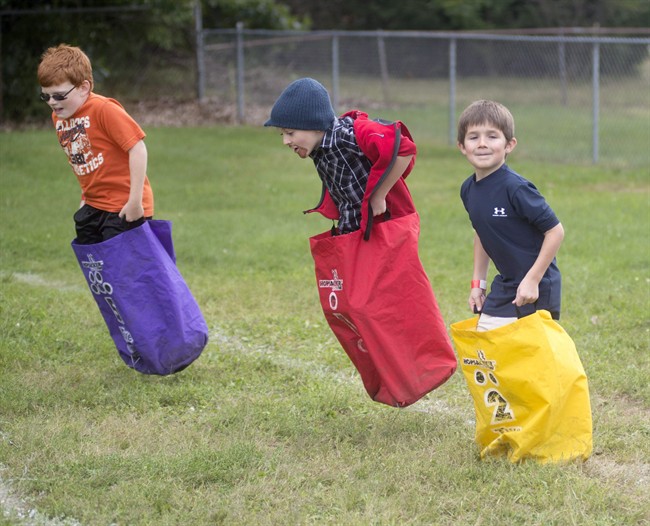 Schoolyard games, scavenger hunts among ways to engage kids in outdoor play