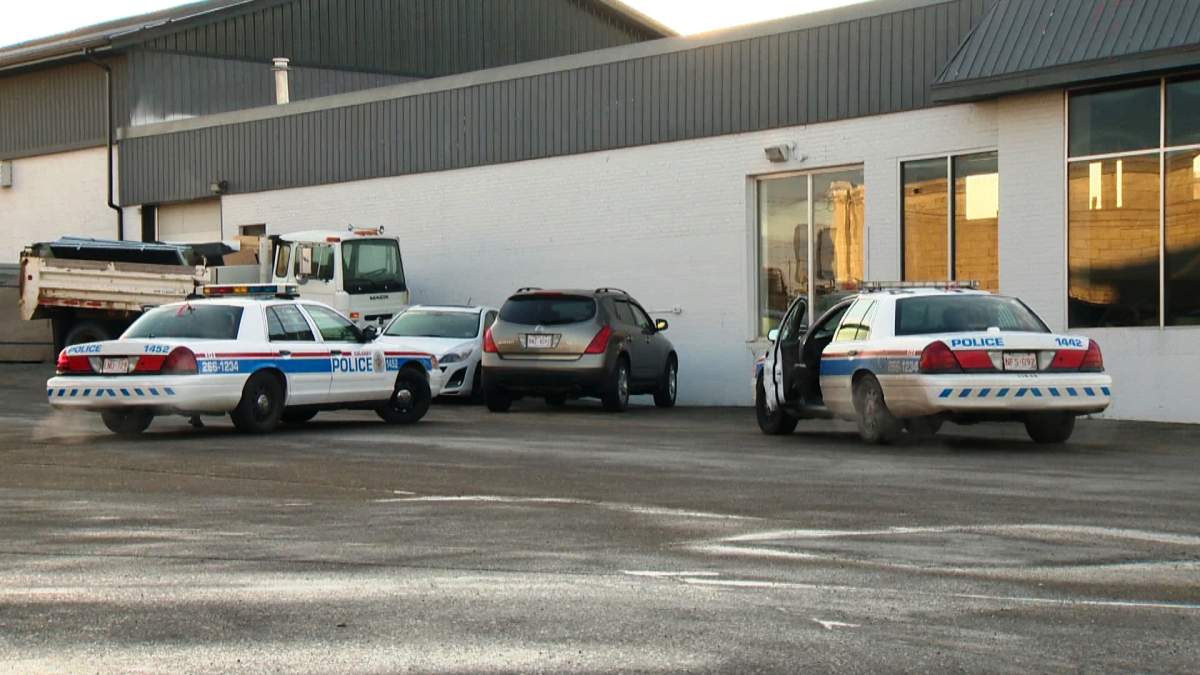 Police investigate the discovery of a gold SUV found abandoned in northeast Calgary on January 28th, 2015.