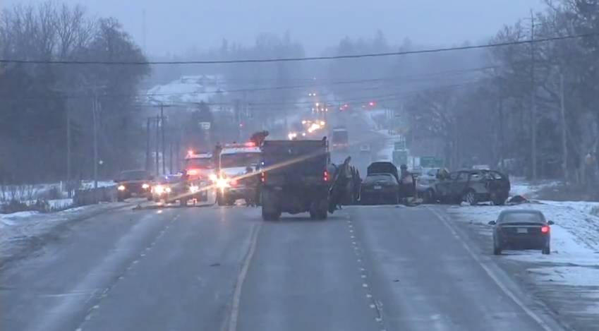 Two people killed in crash near Hamilton airport - image