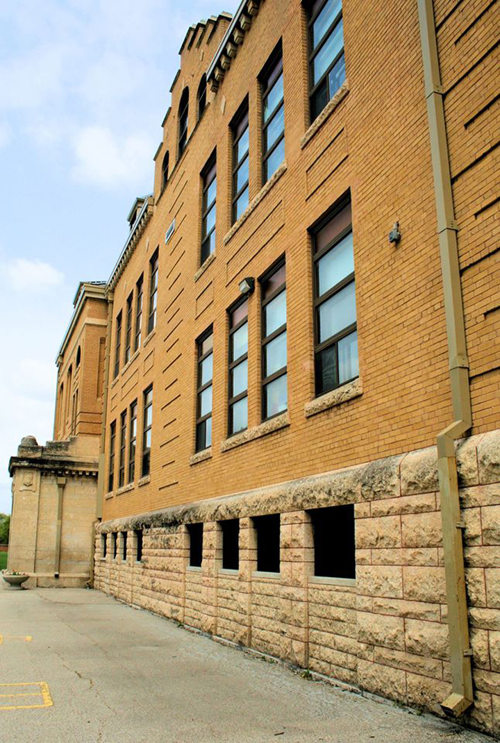 Isaac Brock School Winnipeg 2014