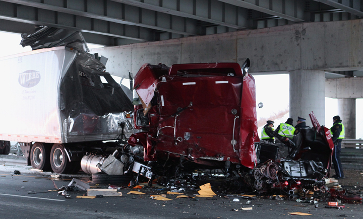 OPP investigate fatal tractor trailer crash on Hwy 401 west of London