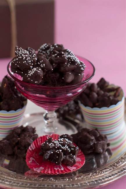 An easy customizable chocolate treat for Valentine's Day