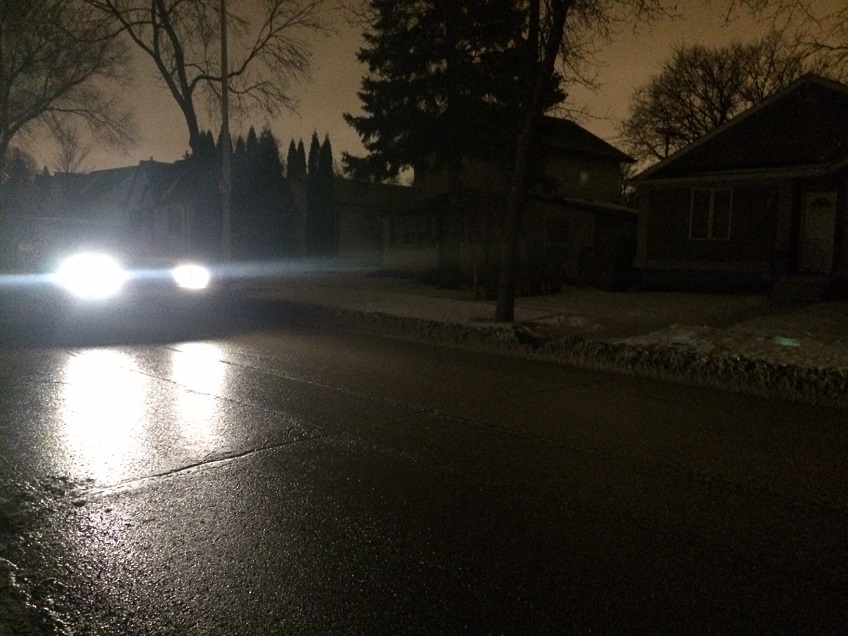 Power was out for 9,000 Manitoba Hydro customers in Winnipeg on Wednesday night.