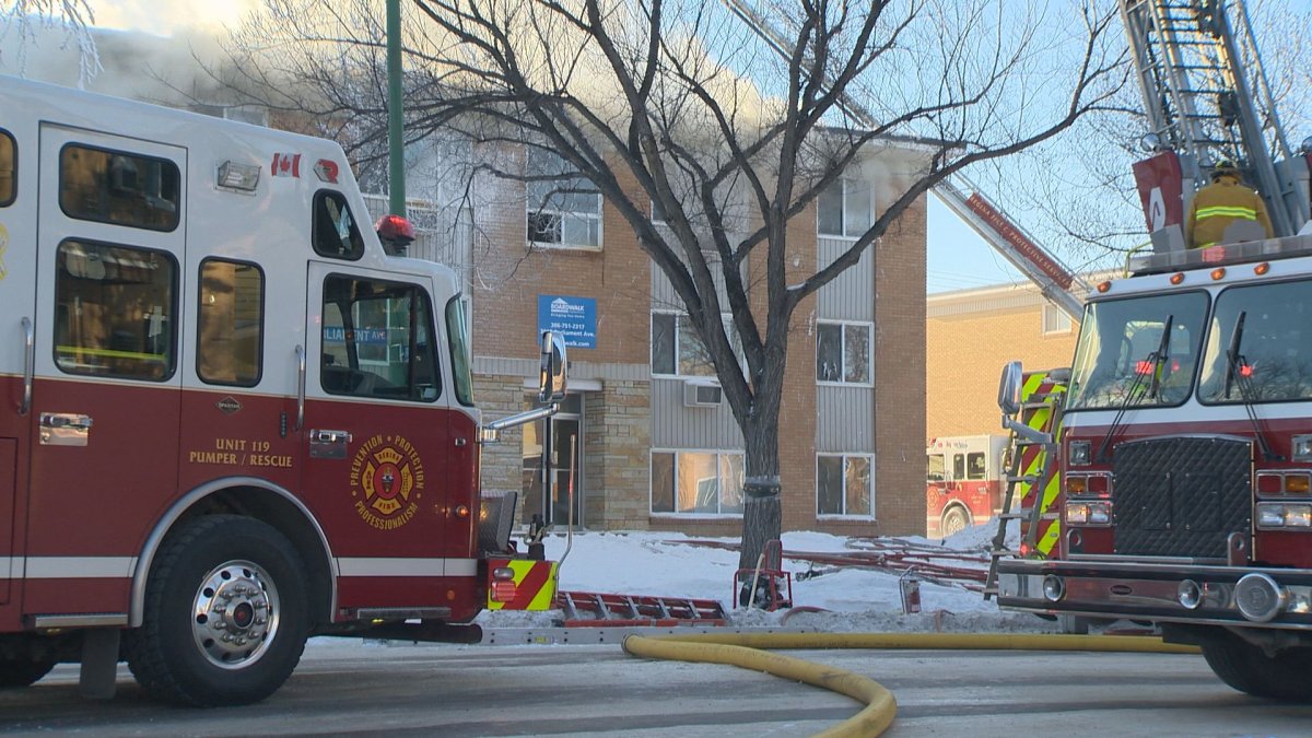 UPDATED Regina fire crews battle two separate apartment fires, all residents safe Regina
